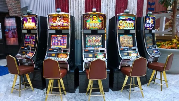 semongkobet mobile app lobby with casino and sportsbook categories